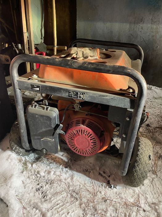 Генератор бензиновый