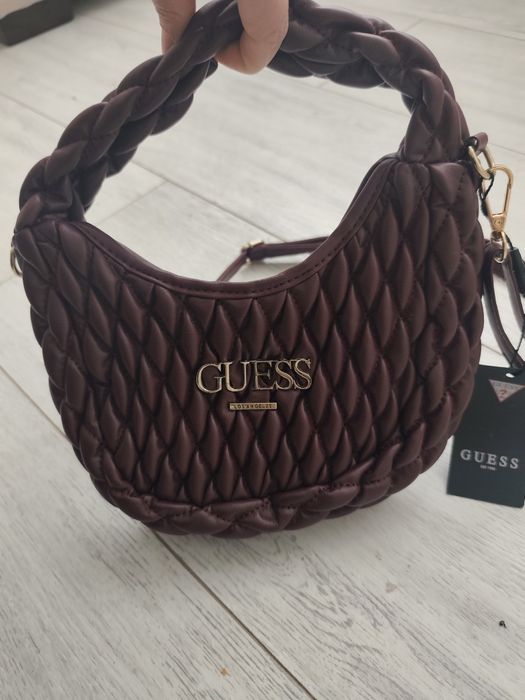 Guess дамска чанта