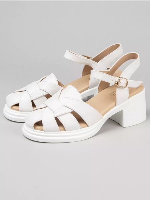 Продам  босоножки кожаные  недорого