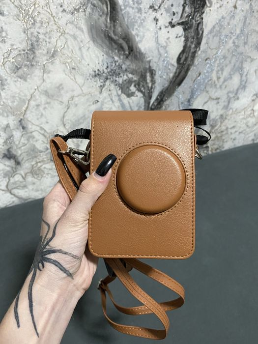Продаётся fujifilm instax mini evo