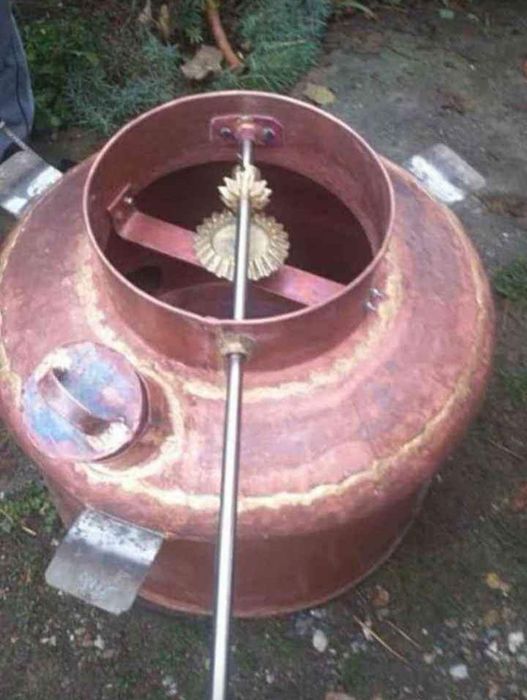 Vând cazane de țuică din cupru alimentar