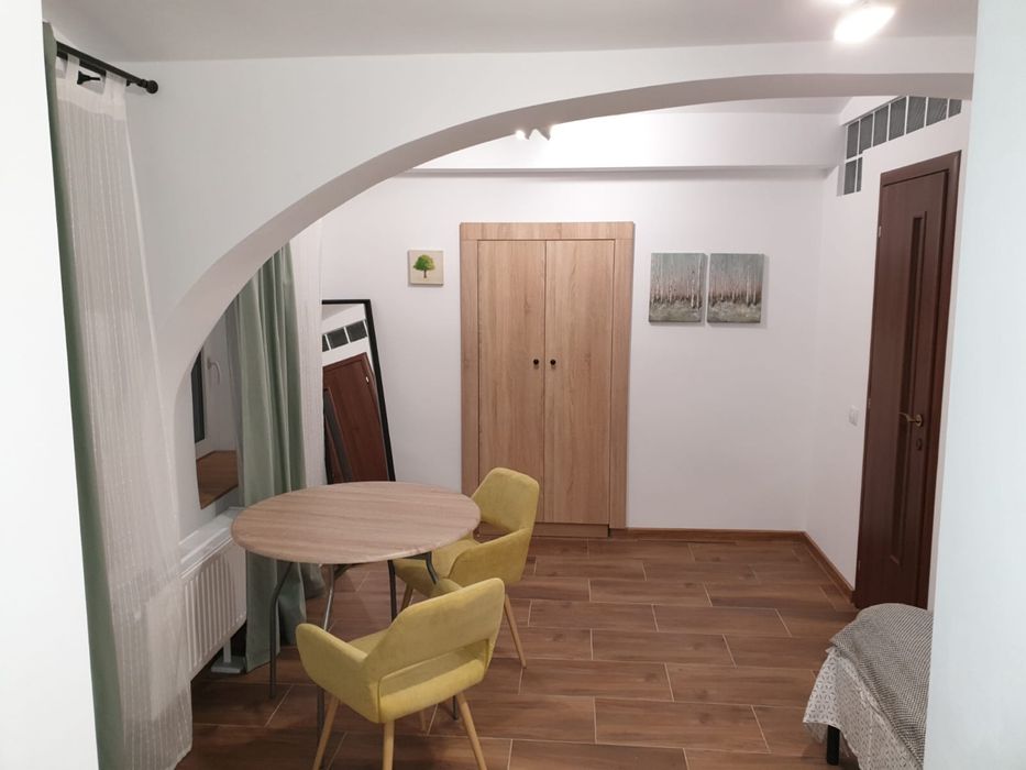 De inchiriat Studio cu 1 dormitor ultracentral