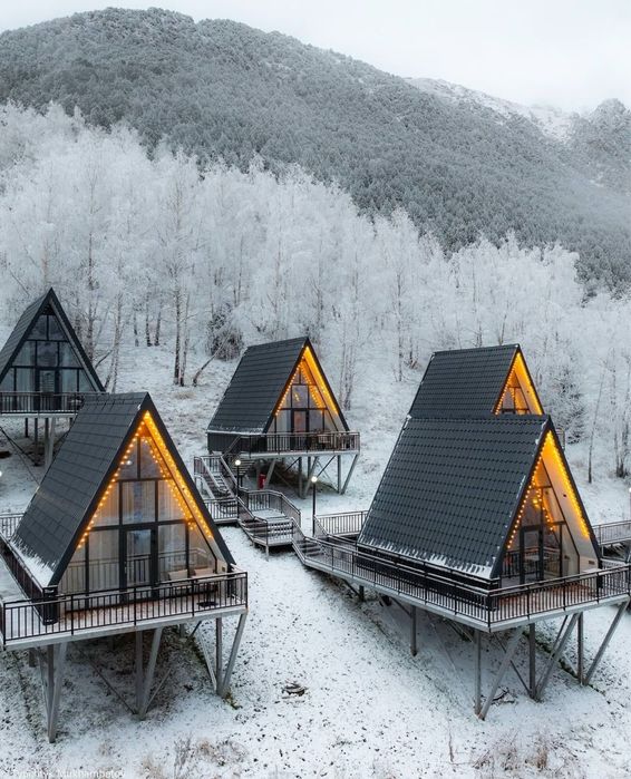 Cabane tip A moderne ,executate la comanda foisoare