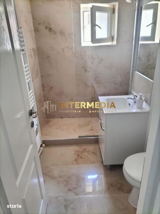 Apartament 3 camere 2 bai, parcare, CETATE mobilat si utilat complet