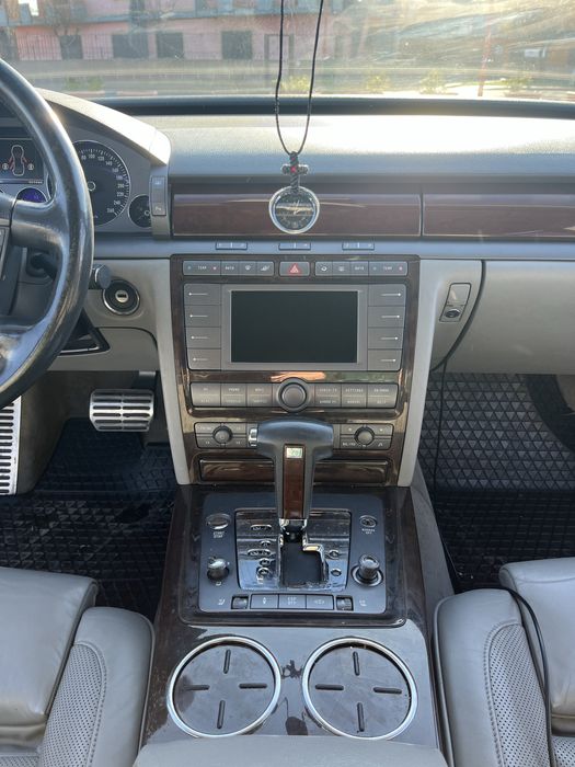 Volkswagen Phaeton