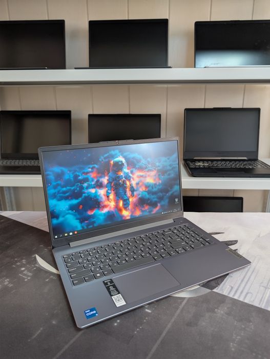 Ноутбук Lenovo IdeaPad Slim 3