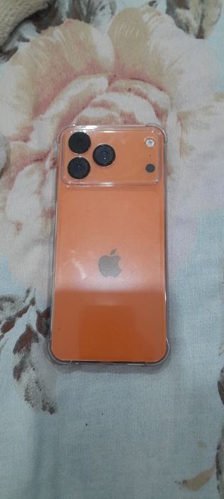IPhone 17 коробка все есть