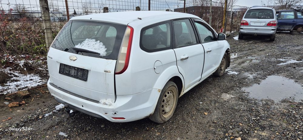 Dezmembram Ford Focus 1.6TDCI 2009