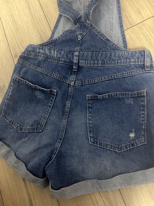 Salopeta blug scurtă