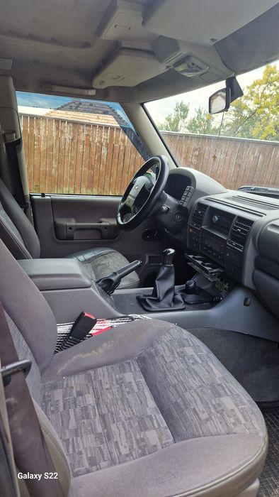 LAND ROVER Discovery 0 — imagine 5