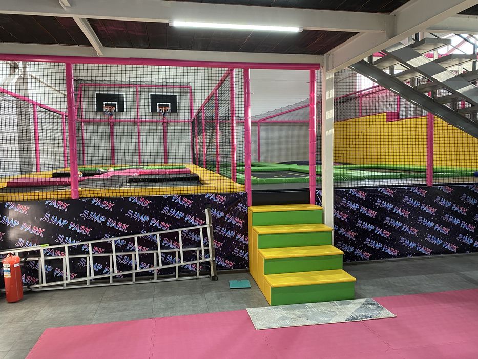 Детский батутный центр