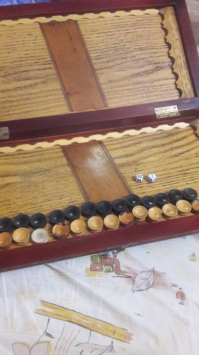 Продам Нарды .Б/у