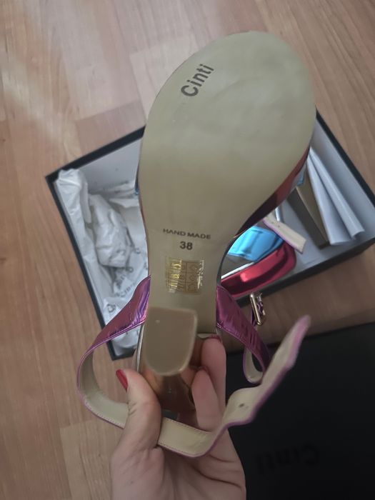 Sandale de dama piele lacuita