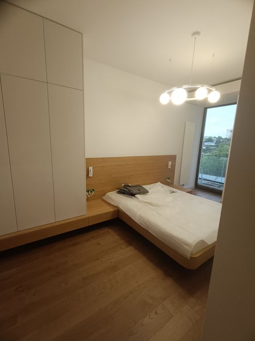 Execut mobilier la comanda
