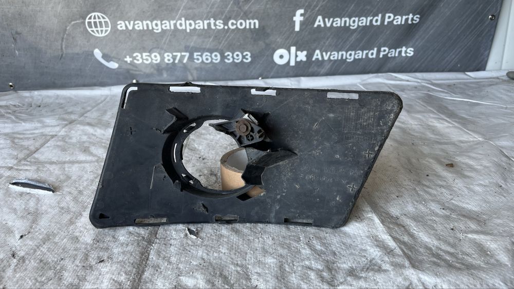 Дясна решетка за халоген Mercedes GLK X204