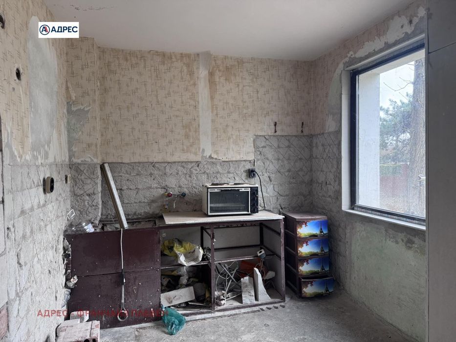 Продава се Двустаен апартамент в с. Ясен, Област Плевен - 68 кв.м за 375 €/кв.м - Снимка #3