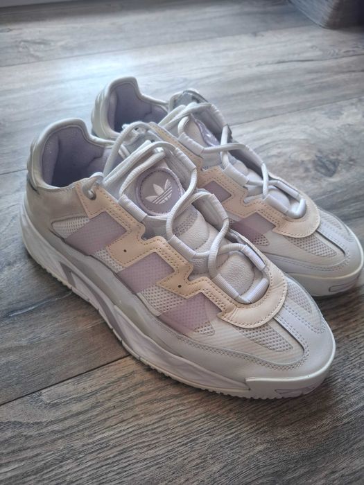 Маратонки Adidas