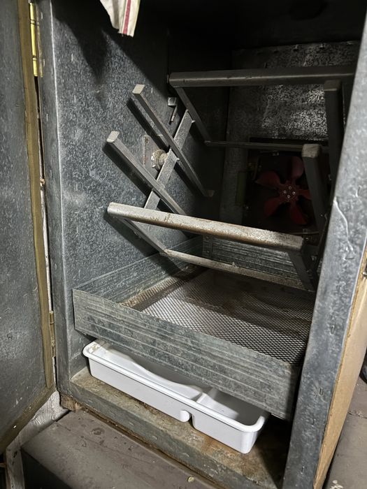 Инкубатор для куриных яиц