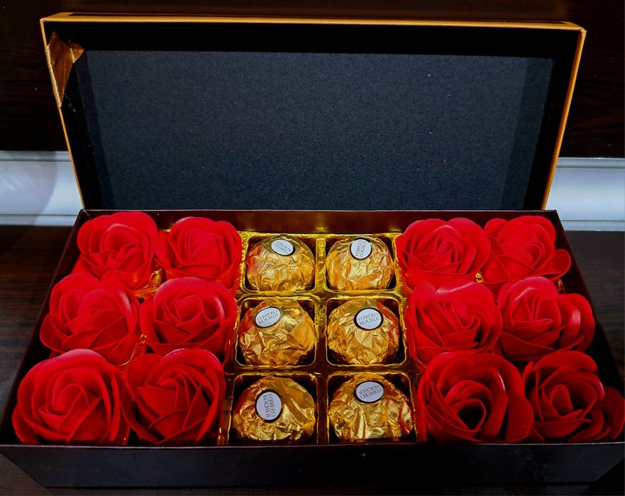 Подарък с вечни рози