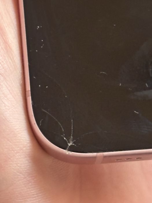 Продам Iphone 15 128g 80%