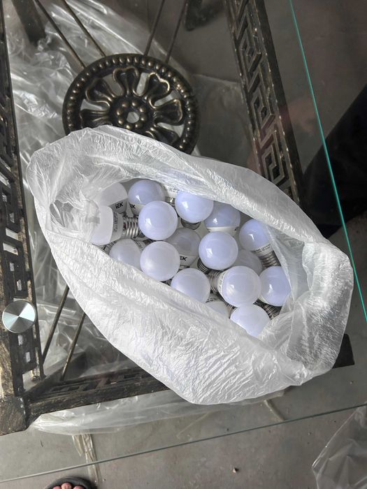 Зеркало и Комод для парикмахерской. Срочно