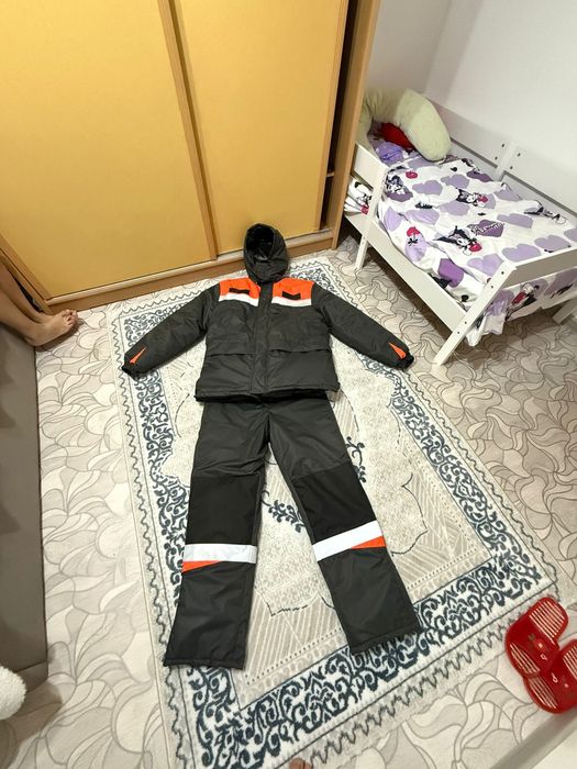 Продам куртку и комбинезон