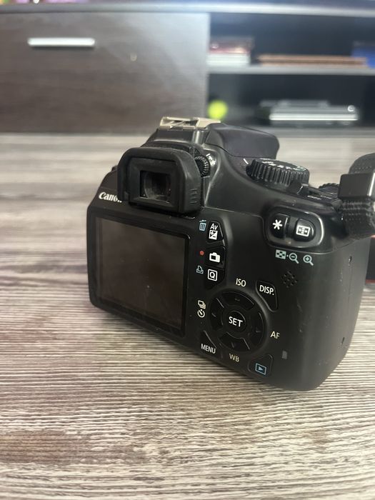Фотоаппарат canon EOS 1100 D
