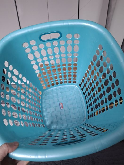 Ящик для белья синего цвета