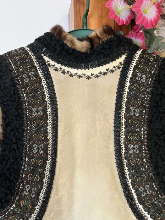 Haina Traditionala (pieptar)