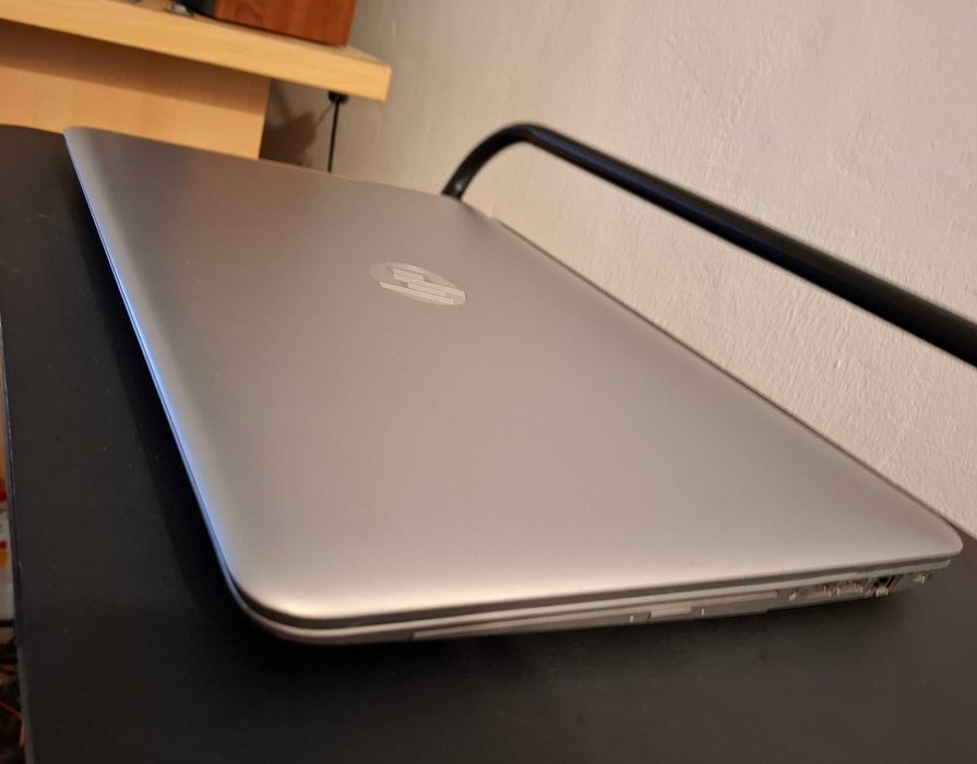 Laptop mare 17.3" HP 470 i5, 12GB RAM, SSD 256GB, nVidia GeForce 930MX