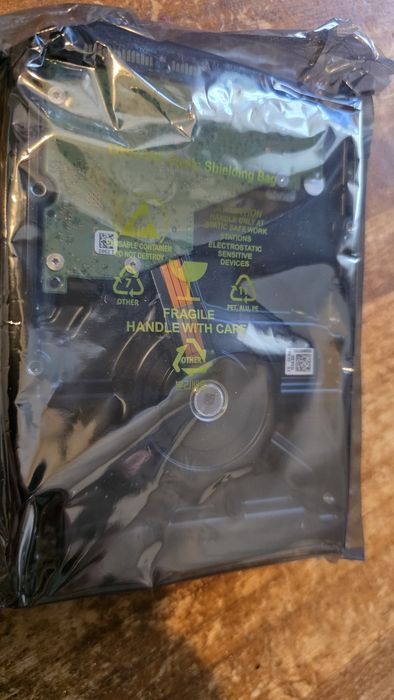HDD Iron Wolf Pro 4TB nou