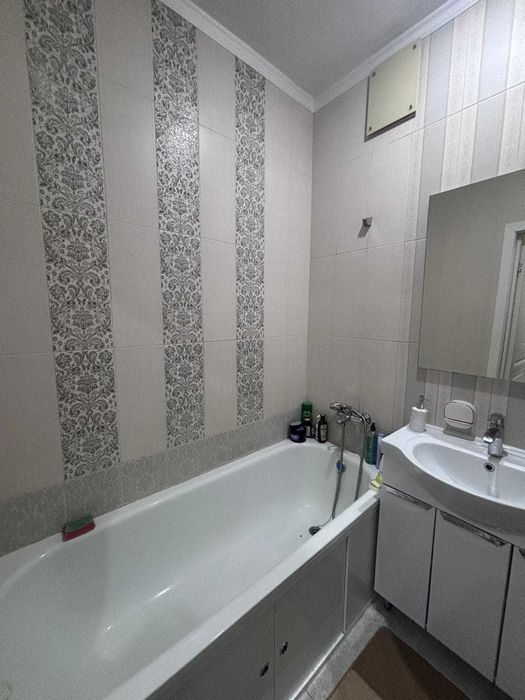 Продам 3 комнатную квартиру