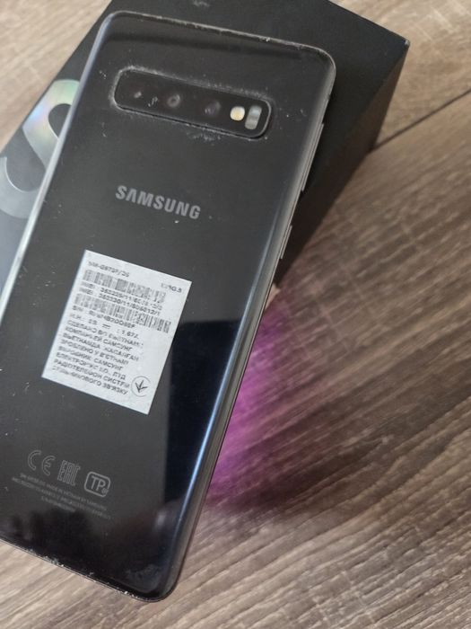 samsung s10 в хорошем сост