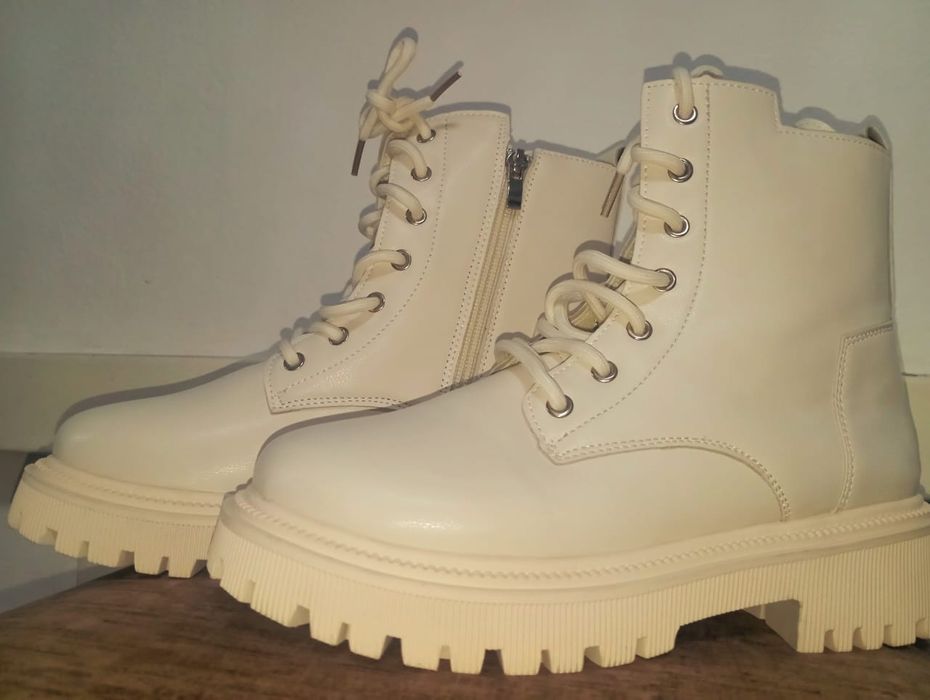 Продам полу сапожки