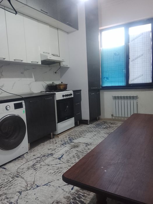 Kvartira  bollarga yangi darxonda metroga yaqin