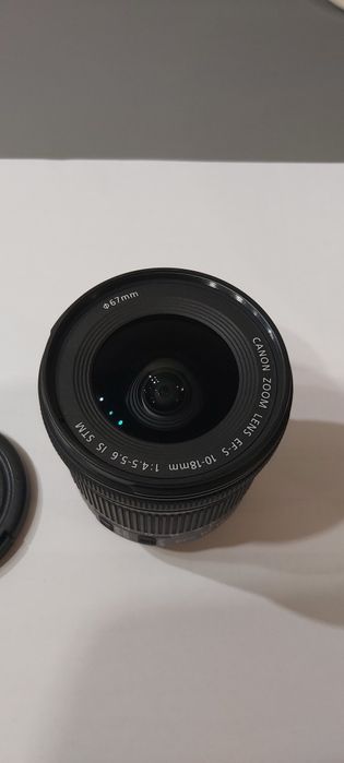 Canon EF-S 10-18mm f/4.5-5.6 IS STM