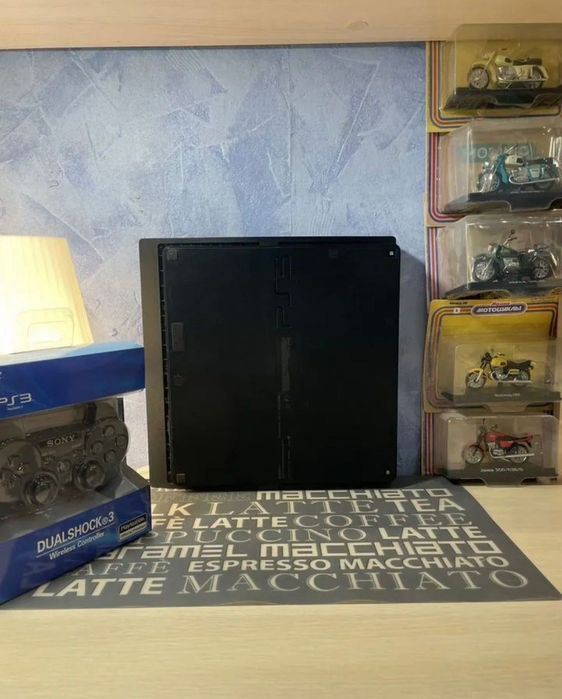 Playstation 3/256gb/ uyinlar/ 1 ta joystick