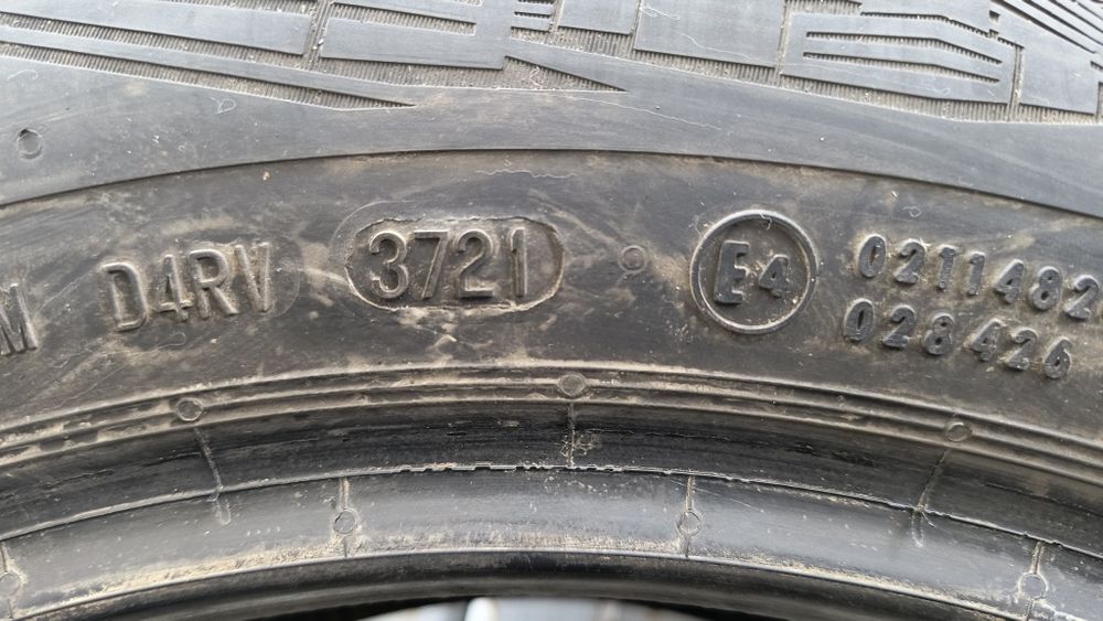 4бр. 215/60/16 continental