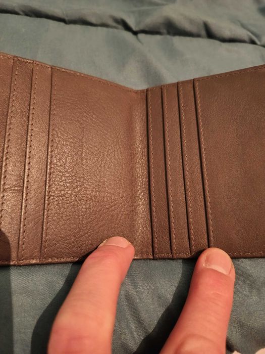 Слим портфейл Lucleon