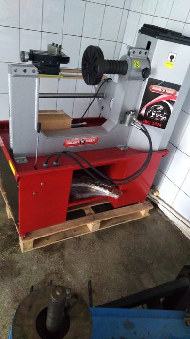 Masina indreptat jante