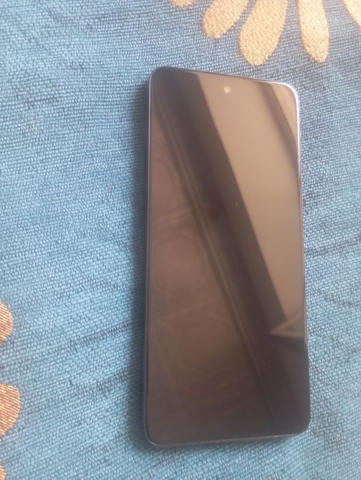 Продам срочно смартфон