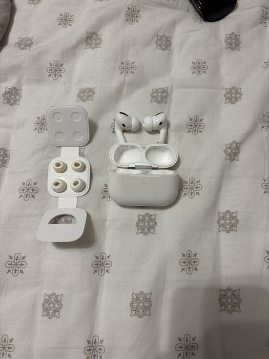 Vand casti air pods pro