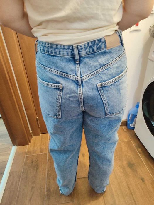 НОВИ женски дънки, тип Mom Fit, Размер 44