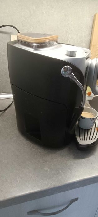 Продавам кафе автомат Saeco made in Italy