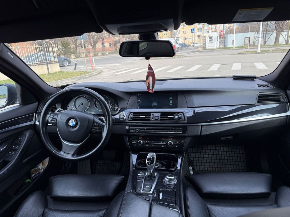 BMW 5 Series 2012 — imagine 45