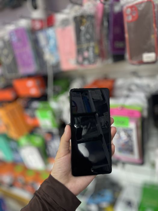 Продам POCO F5 в хорошем состоянии