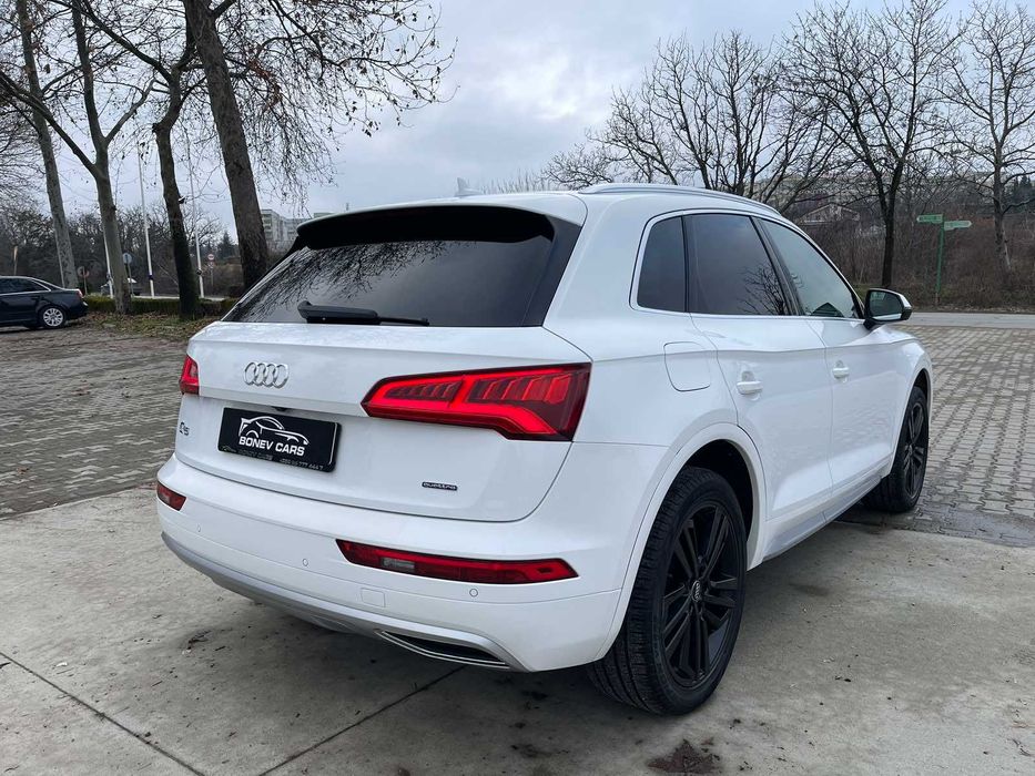 Audi Q5 2020г quattro S-Line