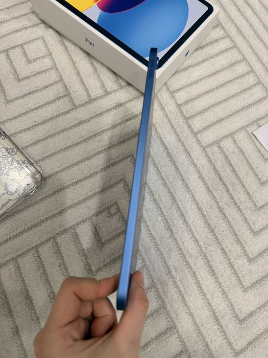 iPad A16 (11th Generation) в идеальном состоянии