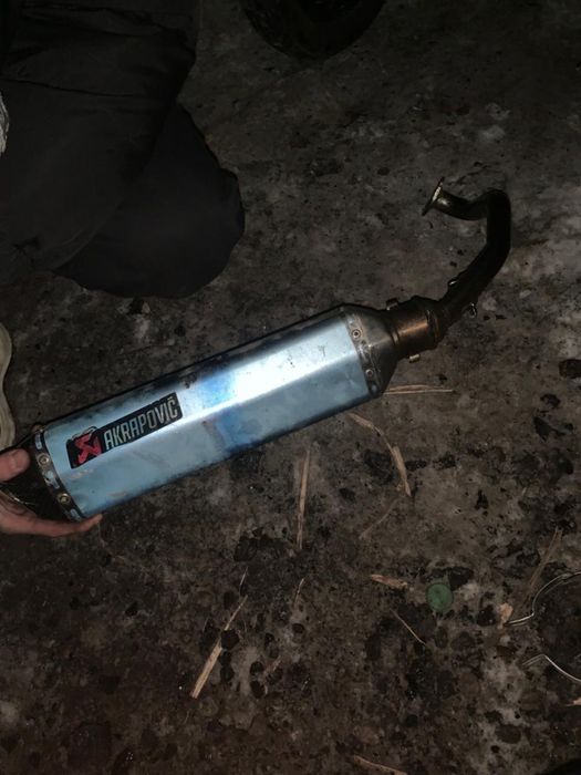 Продаю акрапович