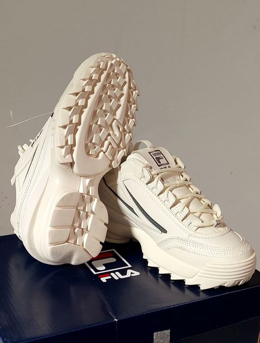 Adidași Fila noi